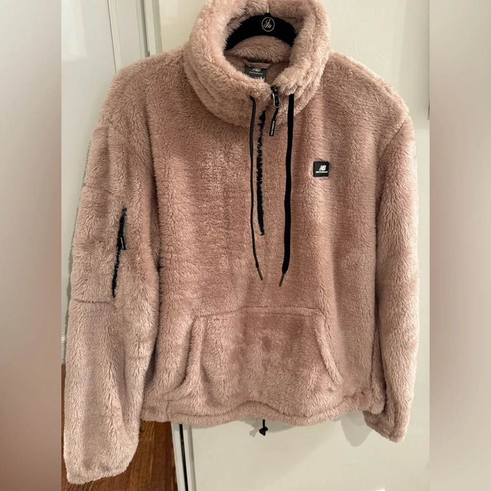 New Balance Blush Fuzzy Fleece Pullover - Picture 1 of 5